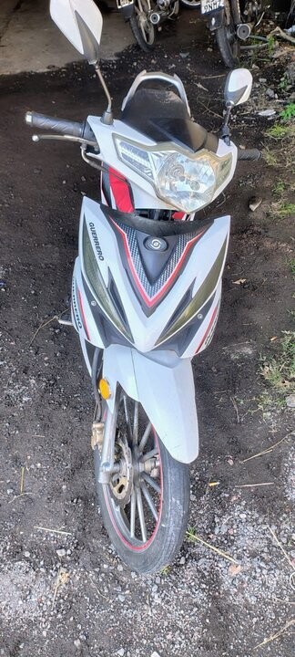 Detienen a un hombre de 28 años en Buenos Aires por robo de moto