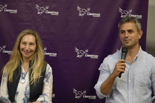 Мартин Менем начал тур по стране с целью переизбрания президента Милея в 2027 году