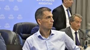Разделение в UCR: Приостановка депутатов за изменение голоса