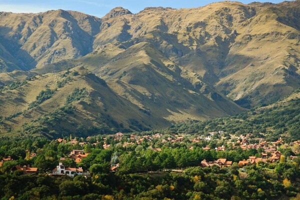 梅尔市推出免费夏季活动以推广旅游业