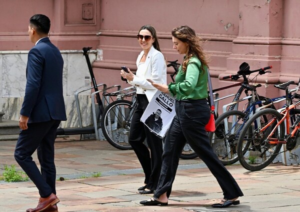 Presidente de Argentina se reúne con activista que apoyó la detención de Maduro