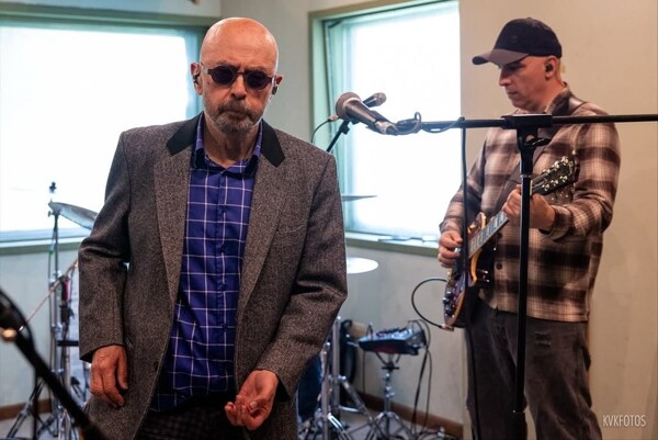 Индио Сolari возвращается в студию и представляет новую выставку цифрового искусства