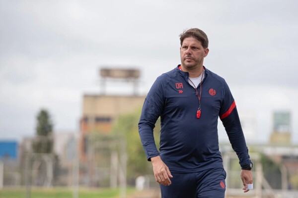 San Lorenzo Cautiously Eyeing Midfielders Amid Economic Constraints