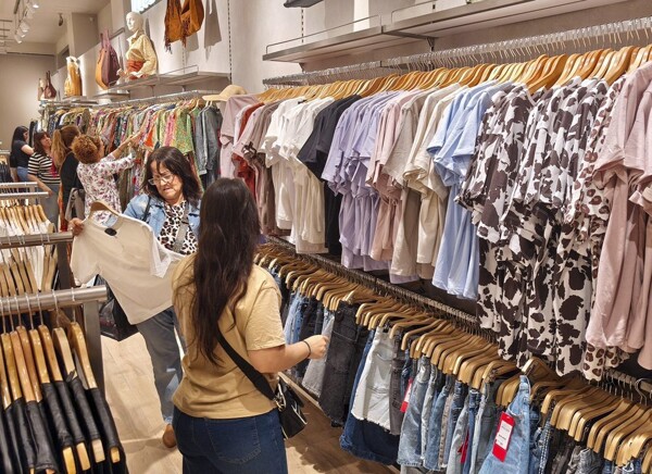 Ventas minoristas en Argentina: Crecimiento en 2025 y caída en diciembre