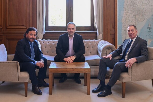 Министр внутренних дел Диего Сантилли проведет новые встречи с губернаторами