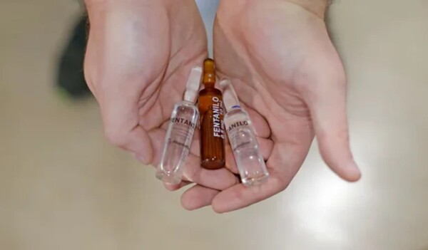 Дочь жертвы фентанила обвинила государство в бездействии