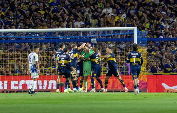 Boca and Argentinos Juniors: All or Nothing in the Clausura Tournament