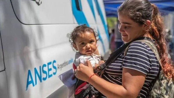 ANSES объявляет о дополнительной выплате для получателей AUH
