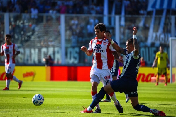 Instituto de Córdoba Advances to Playoffs with 2-1 Win