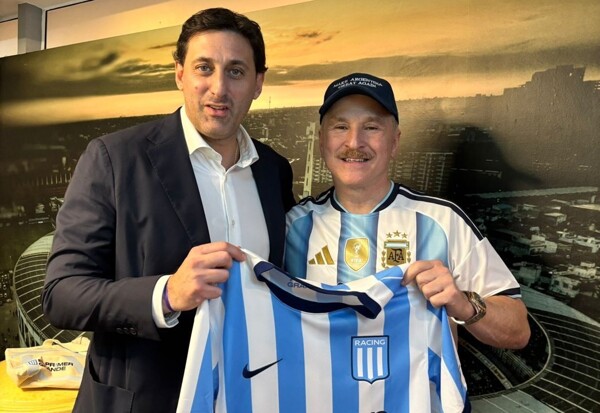 U.S. Ambassador Receives Racing Jersey After Their Defeat