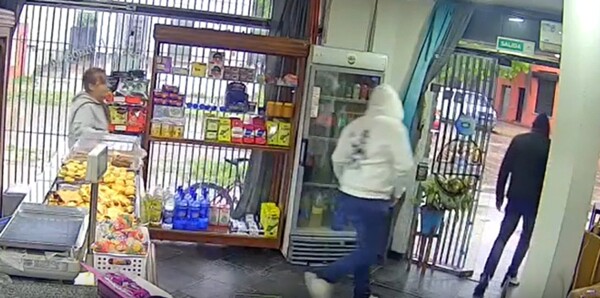 Вооруженные грабители ограбили пекарню в Ла-Плате