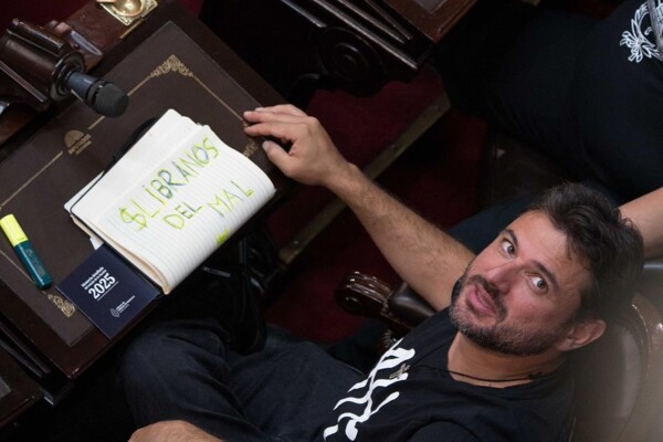 Deputy Grabois Compares Glacier Law Reform to Placing a Killer in Water Tank