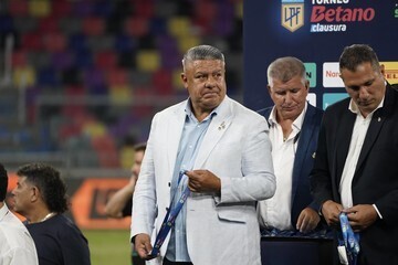 Правительство Аргентины требует объяснений от АФА по поводу 450 миллионов долларов