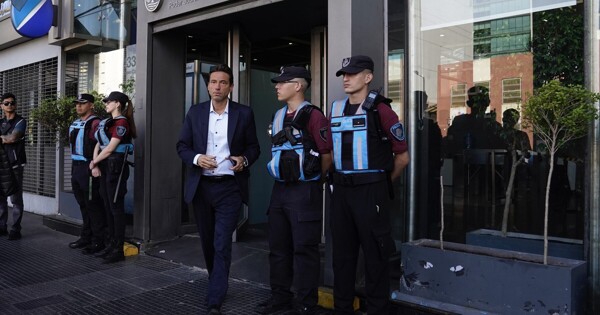 Бывший president предсказал новости по иску и атаковал главу переходного правительства