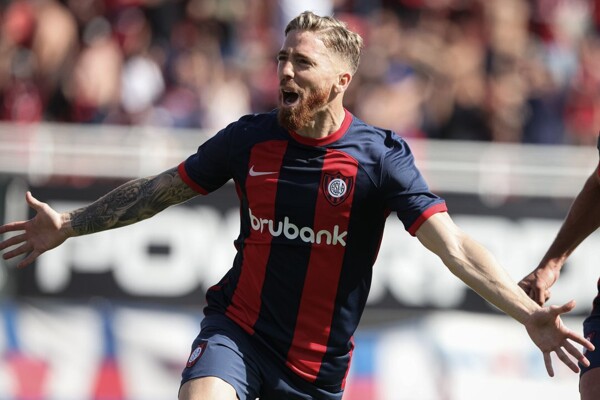 Сан Лоренцо победил Банфилд 2-1 в захватывающем матче