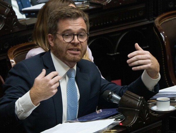 Депутат обвинил правительство Аргентины в двойных стандартах