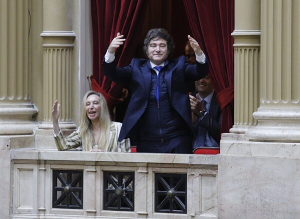 Argentina: Labor Reform Project Includes Repeal of 'Journalist Statute'