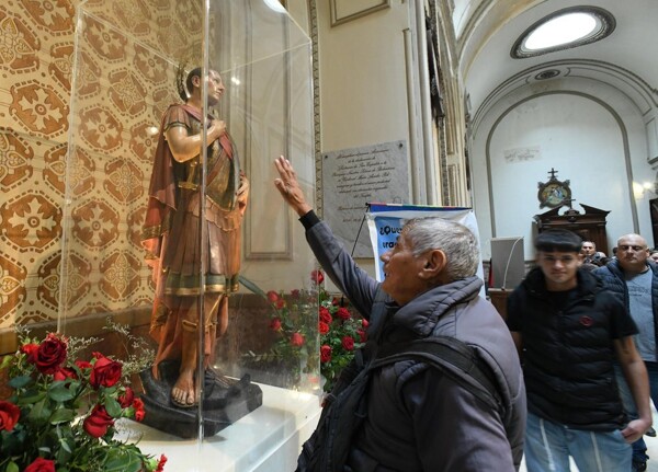 Празднование Сан-Экспедито в районе Бальванера