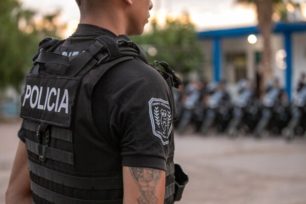 Police Officer Detained After Woman's Killing in Mendoza Shooting