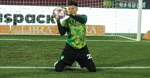 An Argentine goalkeeper celebrates his birthday