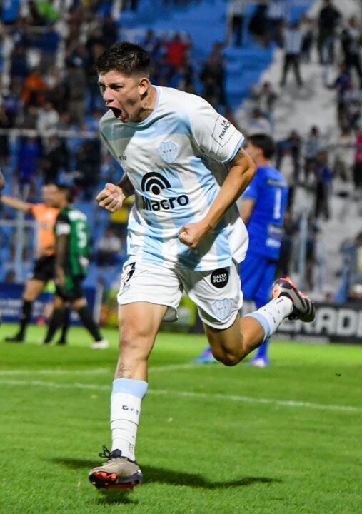 Ничья между Gimnasia y Tiro и San Martín в Насьонале Примера